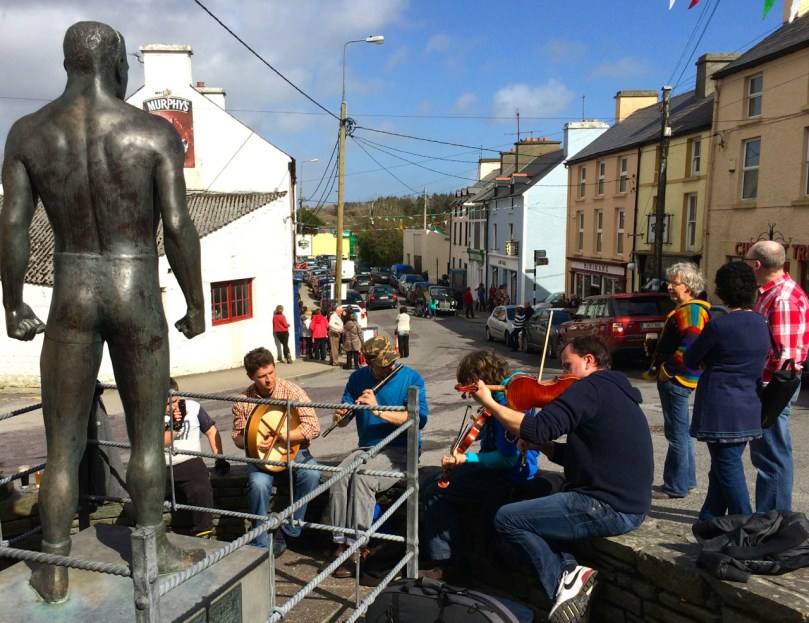 Danno enjoying a private concert