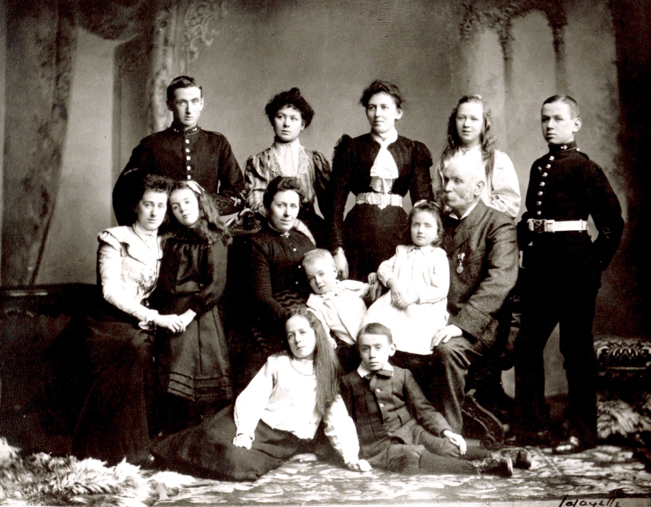 Brabazon Family c.1898-1900 (1)