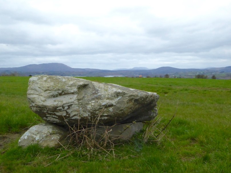 Barngare Boulder Burial and view