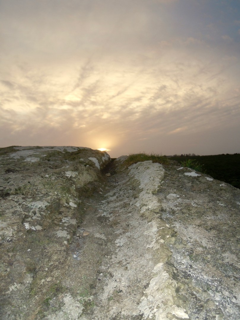Bawngare boulder burial winter solstice sunset