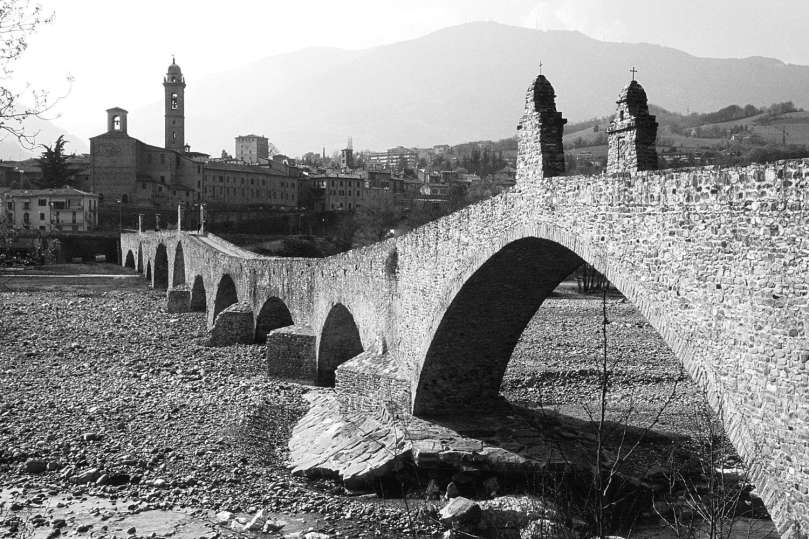 Bobbio_bridge