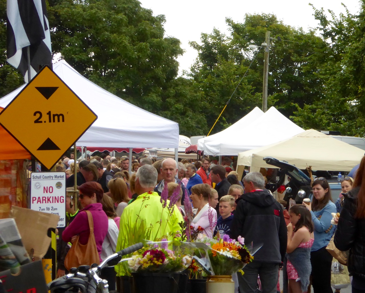 Schull Crowds