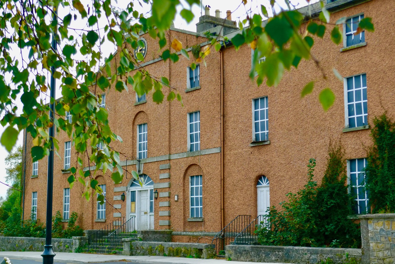 faded elegance robertstown