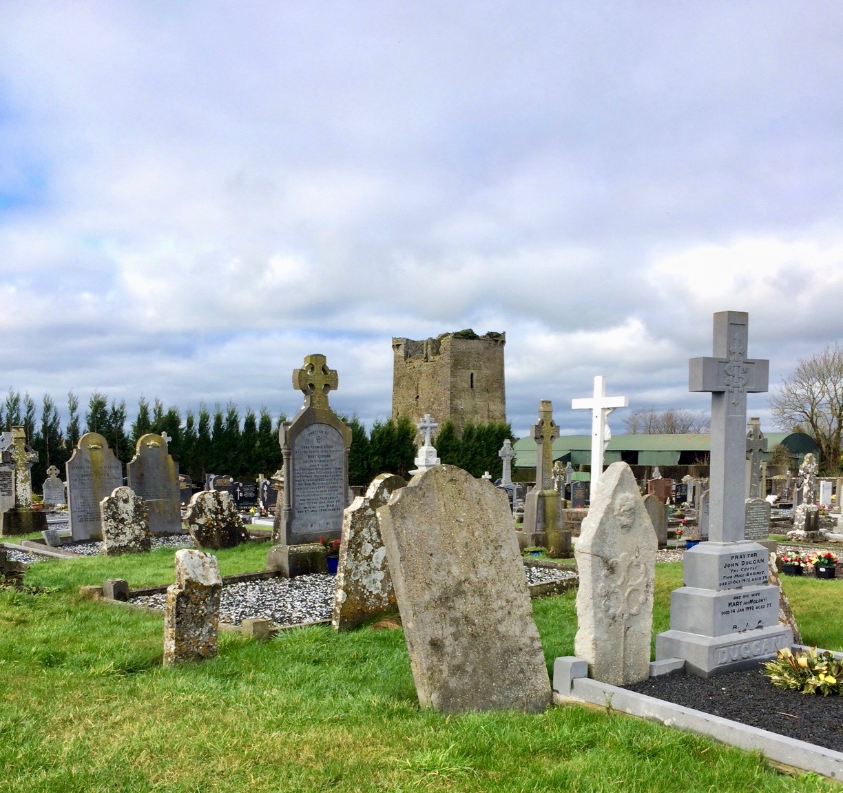 Twomileborris Gravslab and Castle