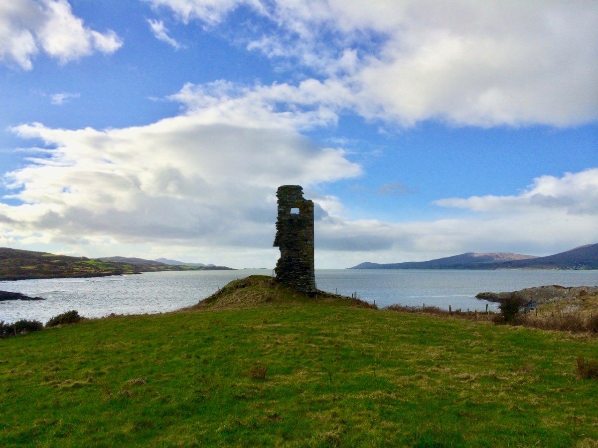 Dunbeacon Castle siting | Roaringwater Journal