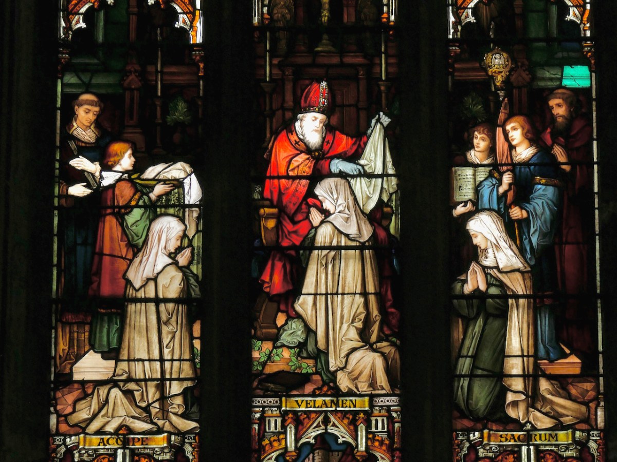 This image has an empty alt attribute; its file name is brigid-accepts-the-veil-and-crozier-from-mel-armagh-mayer.jpeg